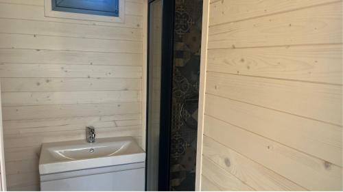 Φωτογραφία από το άλμπουμ του Tiny luxe & Spa privatif - les Figuiers σε Barjou