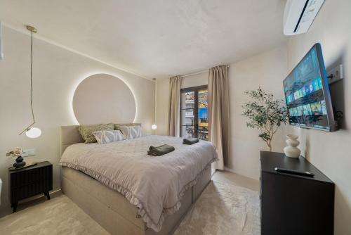 3 bedroom apartment in Old Town