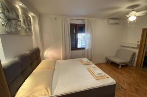 Villa Biokovo Apartment 2