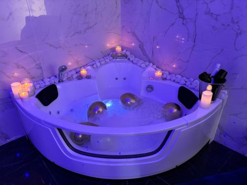 Φωτογραφία από το άλμπουμ του Seductive Love Room in border of Monaco σε Beausoleil