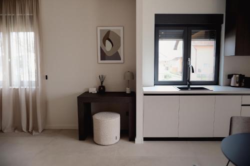 Kuchyň nebo kuchyňský kout v ubytování Sobe Six On 7 - Luxury Apartments & Rooms