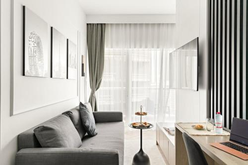 Central Downtown Studio by Burj Khalifa & Mall