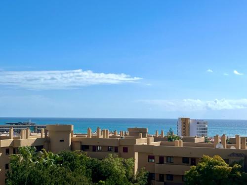 Una vista del océano desde un edificio en AlaMar Cala Mijas Relax Premium Panoramic Sea Views SemiPenthouse, en La Cala de Mijas