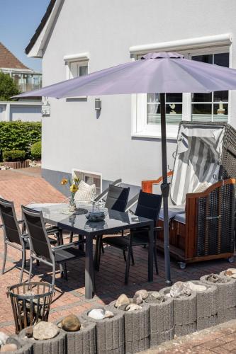 Patio nebo venkovní prostory v ubytování Komfort-Ferienhaus Gröschke Chr-Westphal-Str 17 APPARTO Grömitz