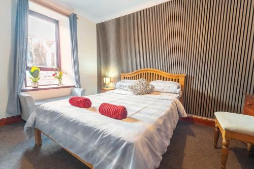 Postel nebo postele na pokoji v ubytování Prime location rooms in high street