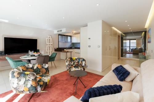 Upstays Croisette Terrace 57m Apartment
