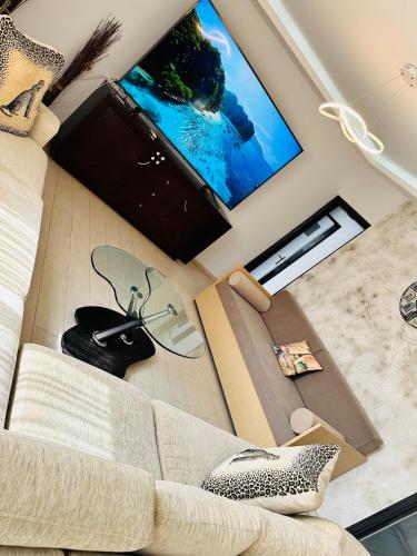 Home CINO Alexandroupolisにあるテレビまたはエンターテインメントセンター