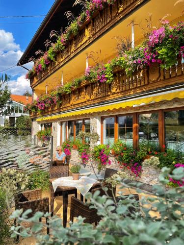 Jardín al aire libre en Hotel Krone Igelsberg