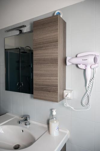 Gentile's House - Metro A a 50m diretta per il centro WiFi UltraFibra & Smart Working