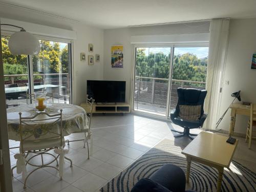 77 m3 2 chambres emplacement premium