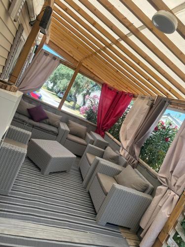 Mobil-home tout équipé à louer