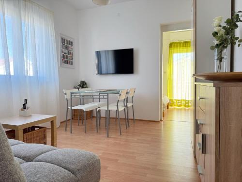 Apartman Mjesec