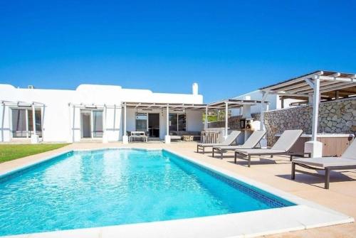Villa Franky Ladikoheizbarer Pool