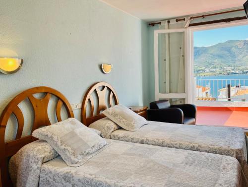 Afbeelding uit fotogalerij van Habitacions La Font in Port de la Selva