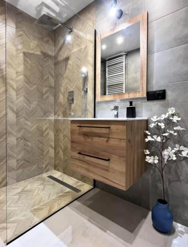 Apartament Shiraz