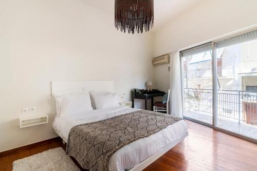 Bee Home - Apartment in Kypseli Central Athens