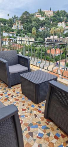 NICE STUDIO 26m2 avec TERRASSE 16m2