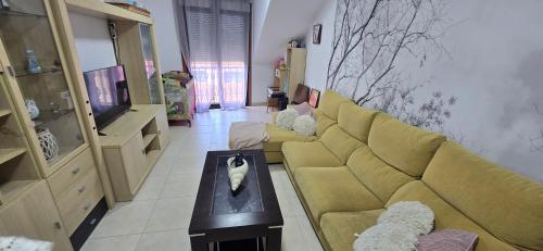 Χώρος καθιστικού στο Family blue