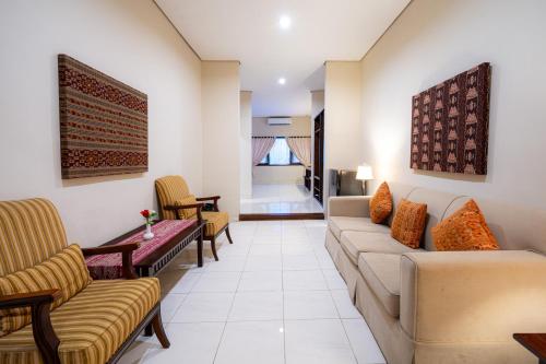 Posezení v ubytování Samawa Transit Hotel