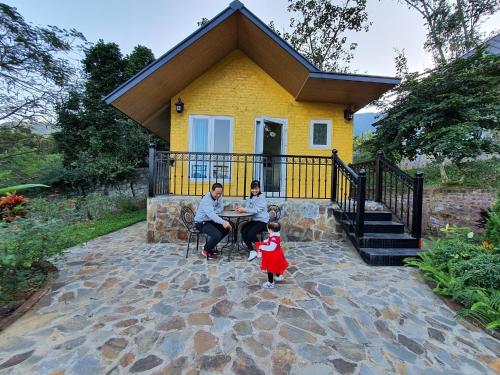 Κήπος έξω από το Nha Cua To - Venuestay
