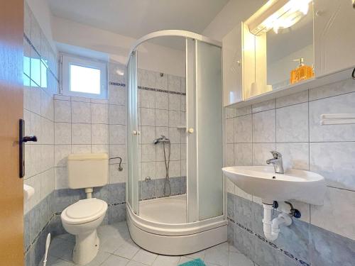 Kúpeľňa v ubytovaní Apartments Capic Z