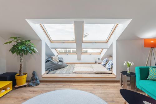 Posezení v ubytování Loft to Be You-your Mountain -View Sky Home - 2 bedrooms