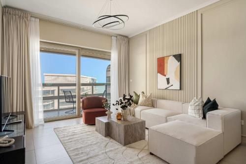 Silkhaus Vacation Homes Luxury 2BDR with Maid Room in Ajwan Towers
