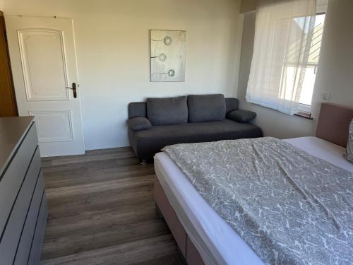 Posezení v ubytování Voll Ausgestattetes Appartment in Bergkamen-Oberaden