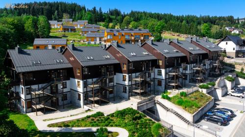 Wonder Home - Apartamenty z balkonami i ogródkami, blisko stoku narciarskiego Karpatka i szlaków turystycznych