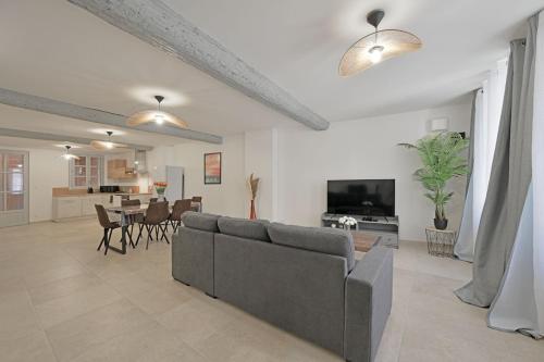 Maison Carry - Clim - Wi-Fi - terrasse photo 6