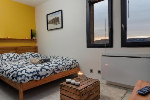 Unique Studio - Rhone & Mountains Panoramic View