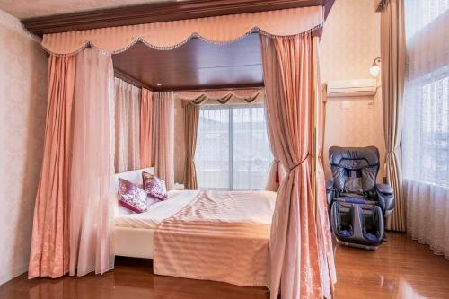 Sugamo Aqua Palace -最大10名池袋エリア220平米の豪邸-