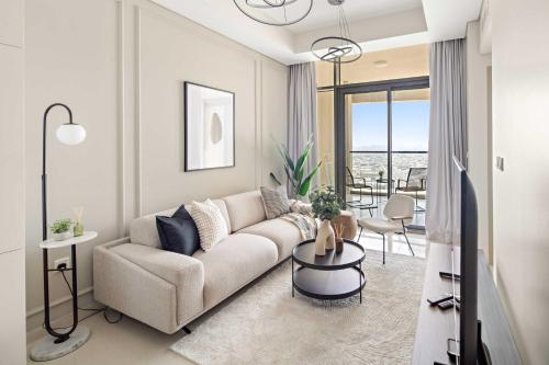 Silkhaus Vacation Homes Spacious 2BR in Aykon City Near Safa Park