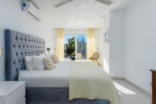 Beautiful 3BR with Garden & Pool Access