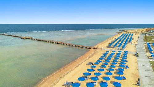 Albatros Makadi Resort - 24 HRS All Inclusive — Beach