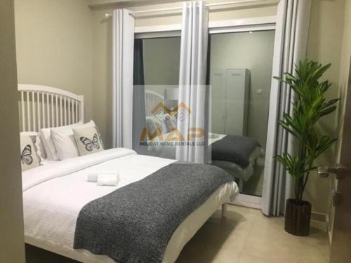 2BHK Apartment for Rent furnished in JLT with Lake View 10min walk DMCC Metro Station