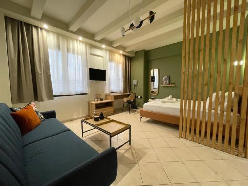 OLIVE ROOM, city center studio