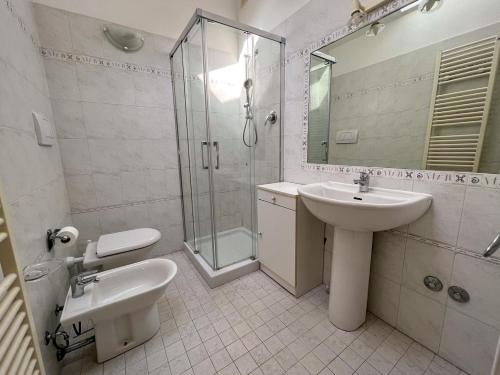 Ένα μπάνιο στο 71 Villetta indipendente con giardino