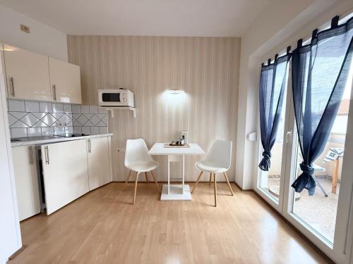 Dapur atau dapur kecil di Apartments Antic