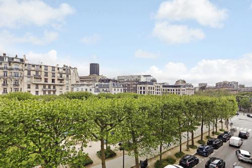 Pick A Flat's Apartment in Invalides - Avenue de Breteuil