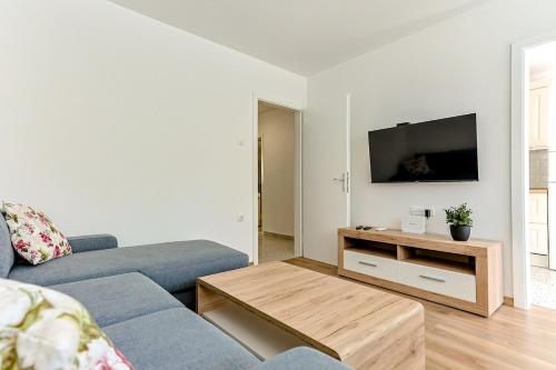 Apartment Kenova - Omiš center