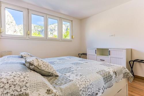 Apartment Kenova - Omiš center