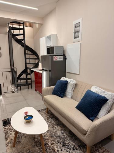 City Center Acropolis area Maisonette Modern House