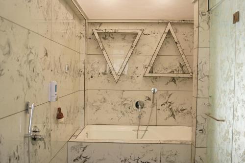 Un baño de A Wild Flower