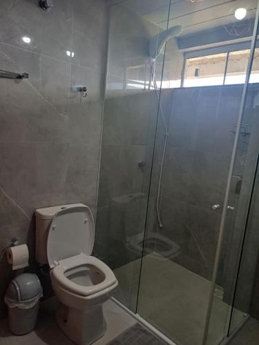 Ένα μπάνιο στο Pousada brilho Ametista 2 "apartamentos individuais "