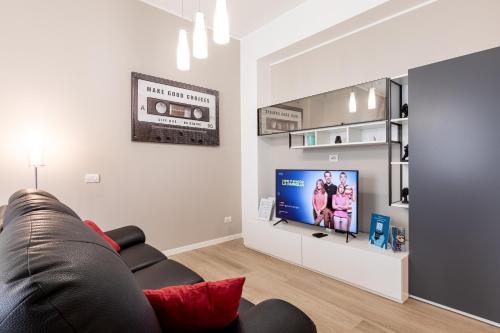 Certosa Enchanting Apartment with Balcony - Top Collection
