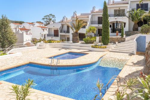 WELCS CASA ADOSADA 215 EMP con piscina comunitaria