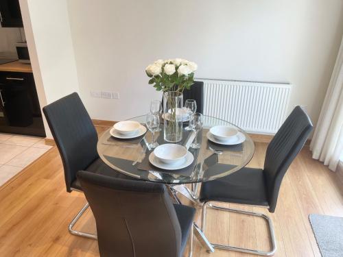 Area soggiorno di Blue Sky Apartments@Guildford Town Centre