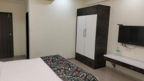 Fotografie z fotogalerie ubytování Hotel Lonavala Inn - Near Ekvira Devi Temple v destinaci Kārli
