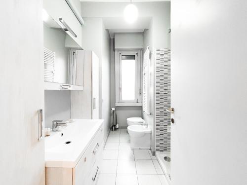 Sweet staying at large 3rooms apartment in Navigli